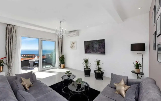Luxurious Apartment Nino