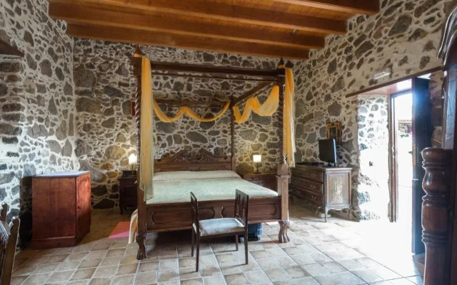 Hotel Rural Restaurante Mahoh