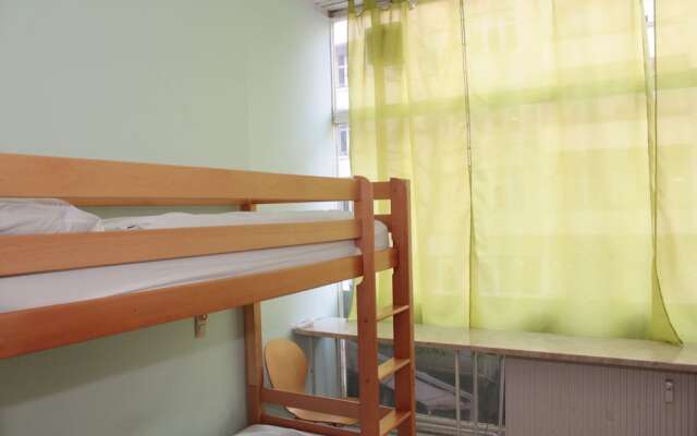 Hostel City Bed 2