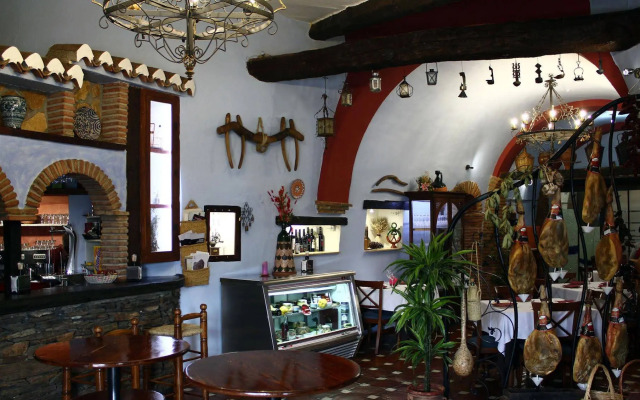 Cuevas del Tío Tobas