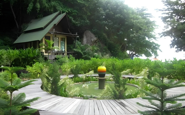 White Sand Beach Resort