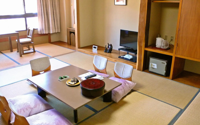 Yuttarino-Sato Inaka