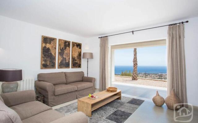 Abahana Villas Rosina
