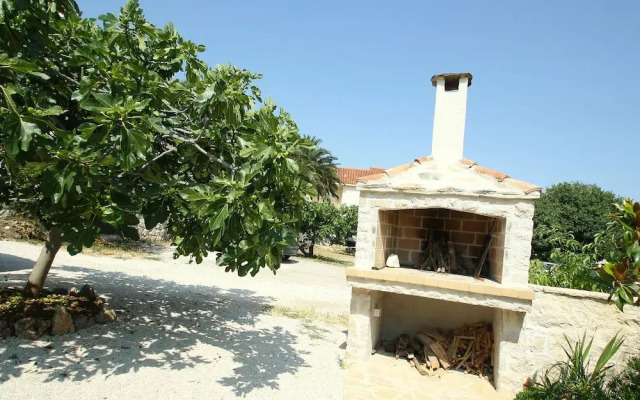 Marija Supetar in Supetar