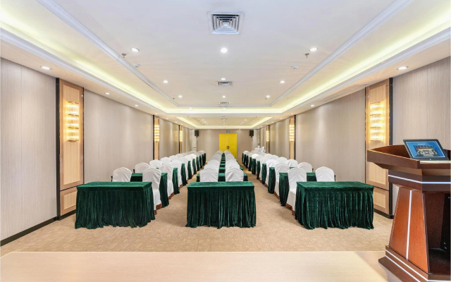 Vienna Hotel Dongguan Changping Avenue – Lobby – Dongguan