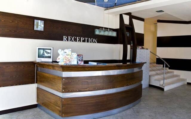 Favorit Aparthotel