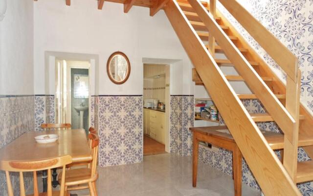 C01 - Blue Door City Apartment