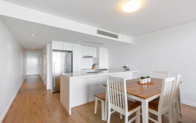 Echelon Apartments