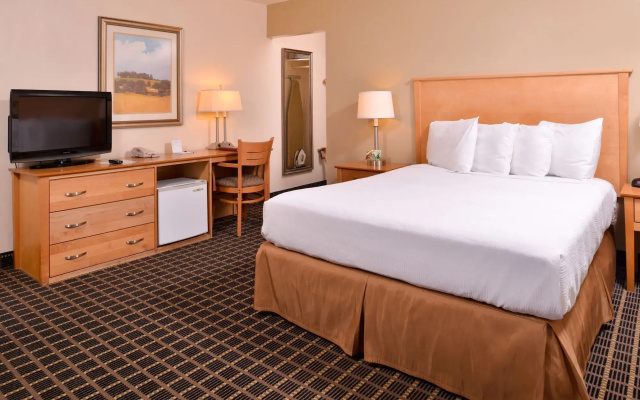 Campus Inn & Suites Eugene Downtown