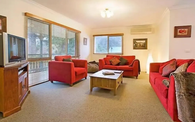 Annie's Escape in Warburton