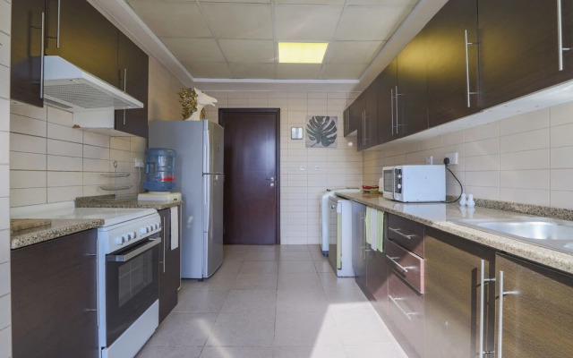 OYO Home 300 2BHK Al Waleed Paradise JLT