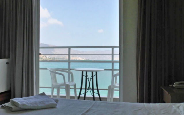 Aristea Hotel