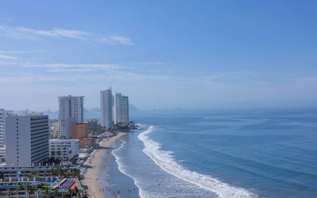 DoubleTree by Hilton Mazatlan