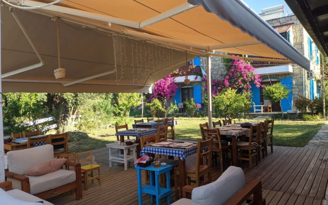 Kabuk Ev Hotel