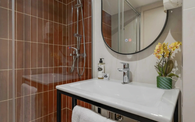 Отель The Editory Garden Carmo Funchal