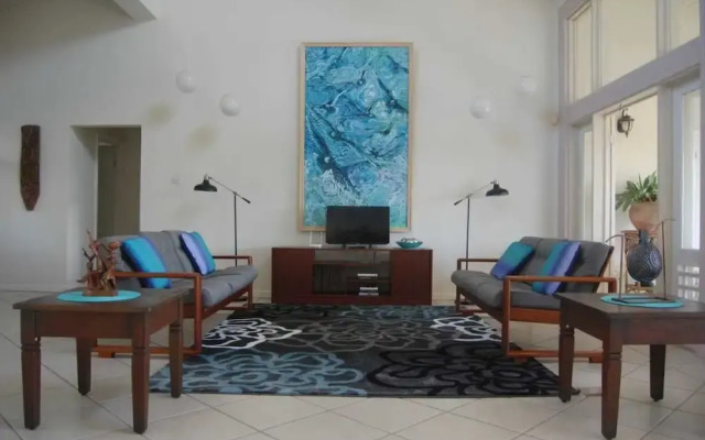 The Gracious Villa