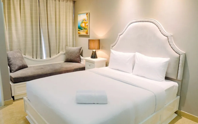 Elegant Studio Menteng Park Apartment