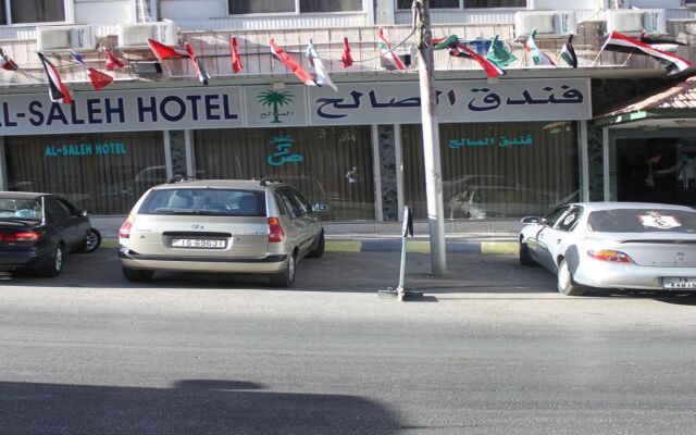 Al-Saleh Hotel