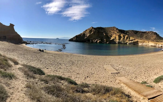 Dream Corner Facing the Sea