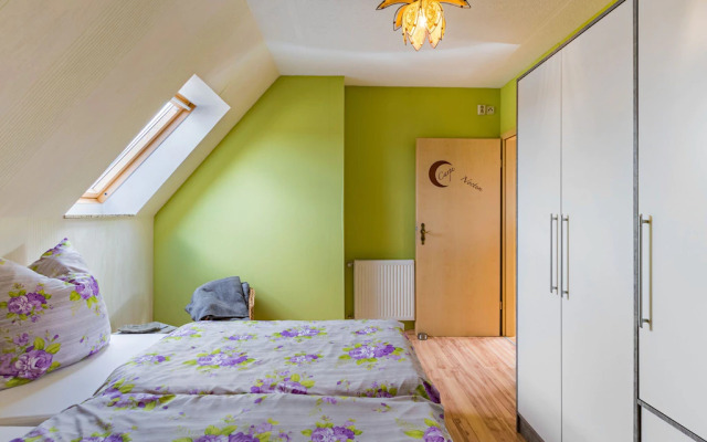 Nice apartment in Cattenstedt with a balcony