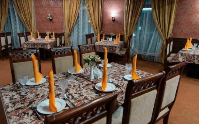 Charos Deluxe Resort & Spa
