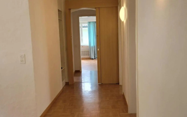 Schöne grosse Attika-Wohnung im Zentrum von Vaduz inkl. Parkplatz