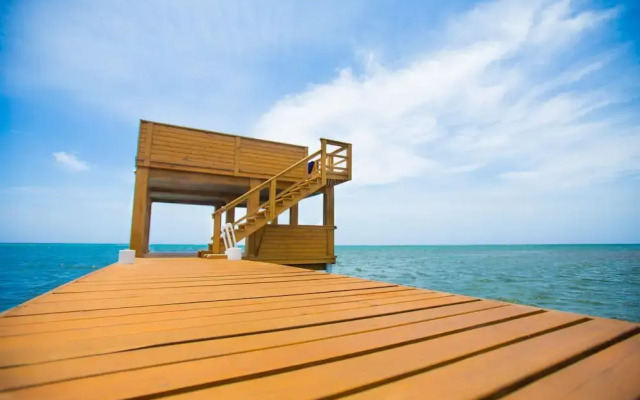 Tortuga Terrace-43 Lawson Rock 3 Bedroom Home by RedAwning
