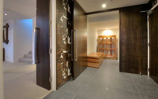 Shotover Penthouse & Spa by Staysouth