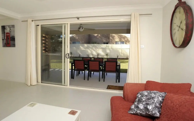 Government Rd 77 - Shoal Bay