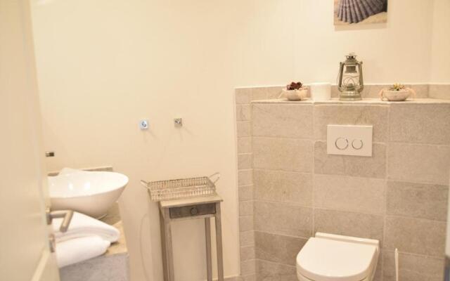 Berthin-Bleeg-Str. 1, W4, Esprit 3