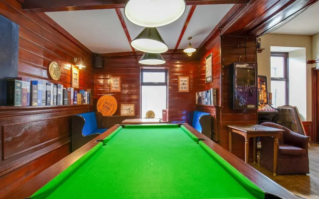 The Richmond Arms Hotel by OYO