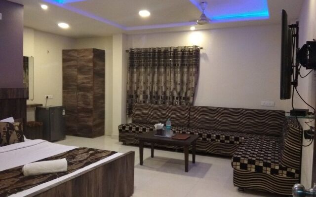 JK Rooms 128 Hotel RR