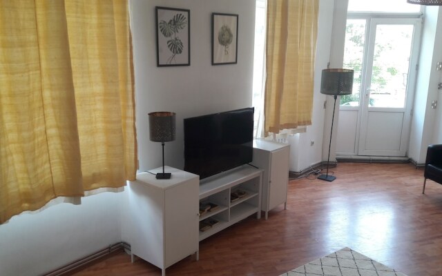 Km 0 Presidential Apartment