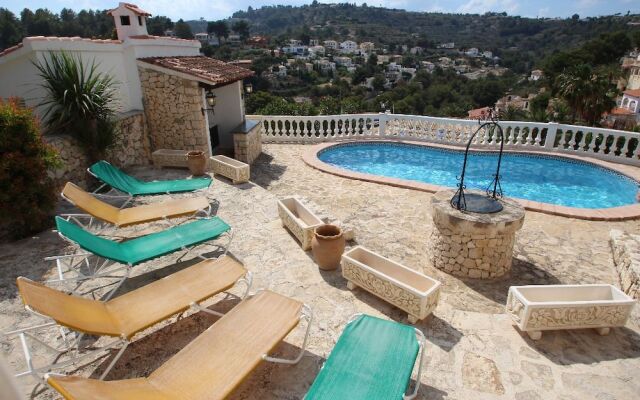 Sweet - modern, well-equipped villa with private pool in Benissa