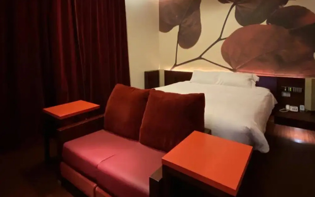 HOTEL OASIS - Adults Only