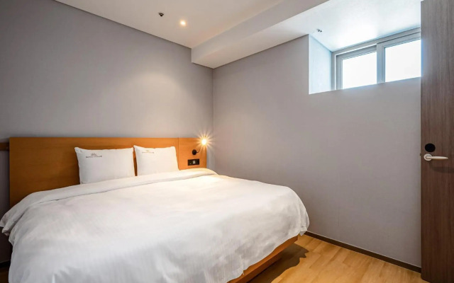 Haeundae Seacloud Hotel Residence