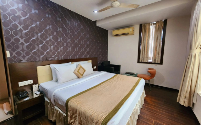 Hotel Lee International – Guest Rooms – Kolkata
