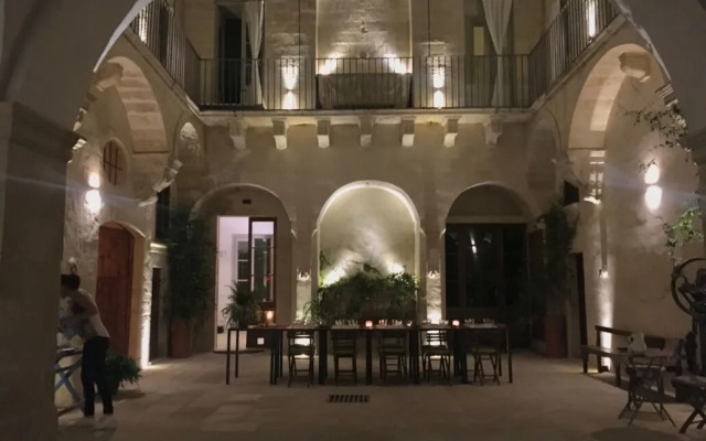 PALAZZO GARZIA - Dimora storica