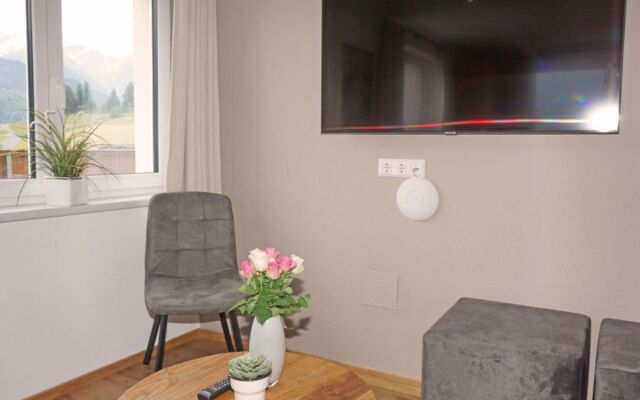 Apartment Ladis Fiss 18956