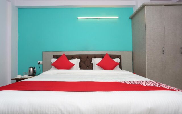 Acclaim By OYO Rooms