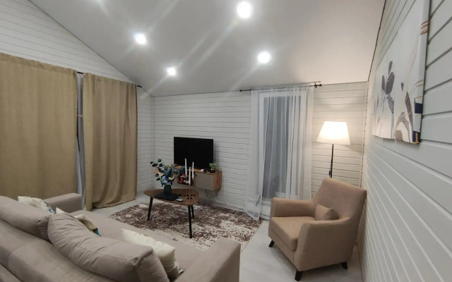 Sreda Green Lounge (Barnhouse 394)