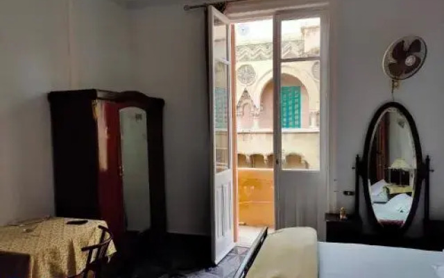 Triomphe Hotel
