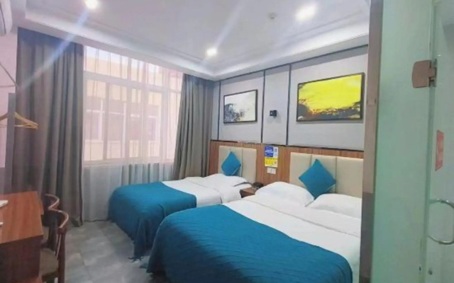 Molly Hotel (Zhengzhou Zhacheng Subway Station Branch)