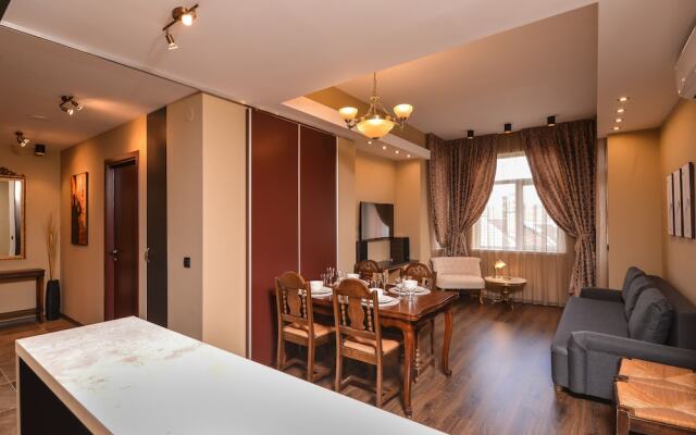 Fm Luxury 2 Bdr Apartment Jazzy