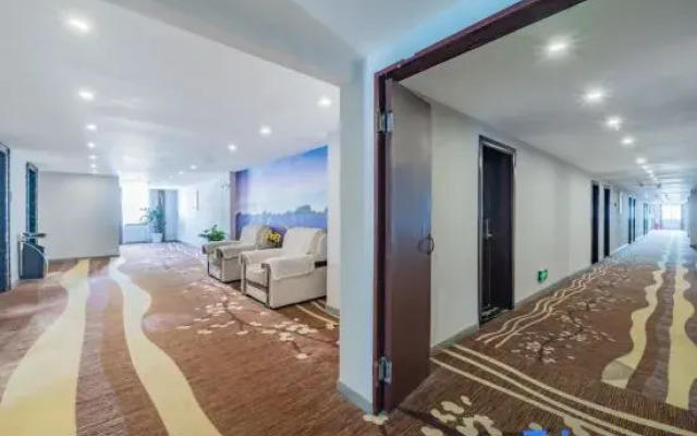 Jinfoshan Hotel (Chongqing Nanchuan Wanda Plaza)