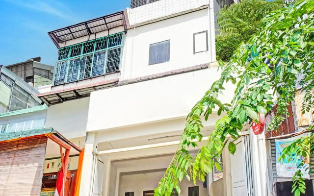 Hotel O Mandala Near Universitas Negeri Medan ( Unimed )