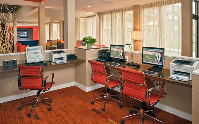 Courtyard by Marriott Greensboro