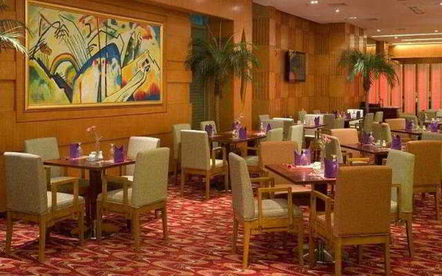 Garden Avenue Hotel