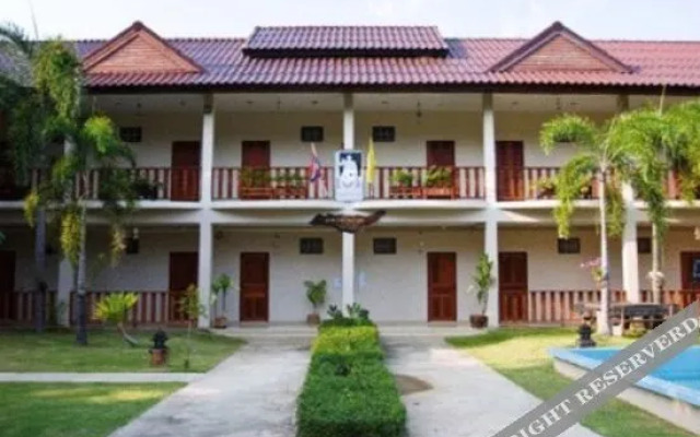 Rithima Srichumsaeng Riverside Resort