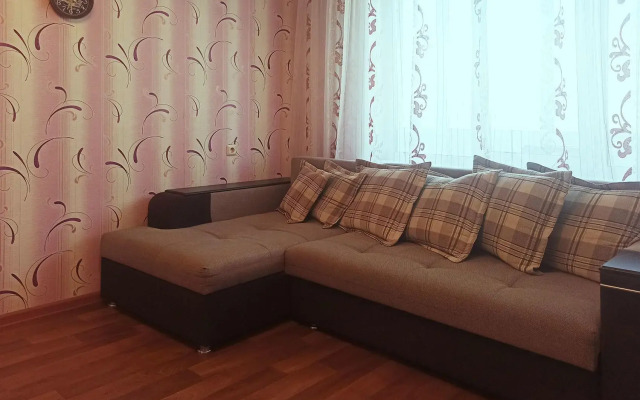 Apartments on Adela Kutuya street 8